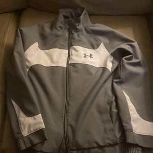 Under armor wind breaker